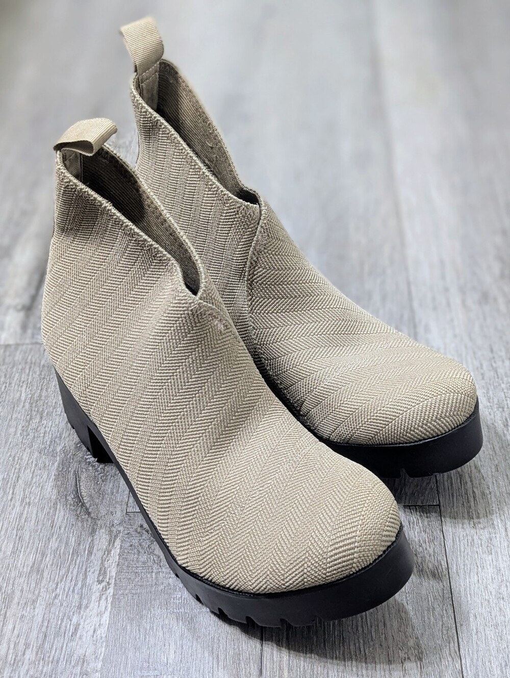 Charleston Shoe Co Beige Platform Ankle Boots NWOT